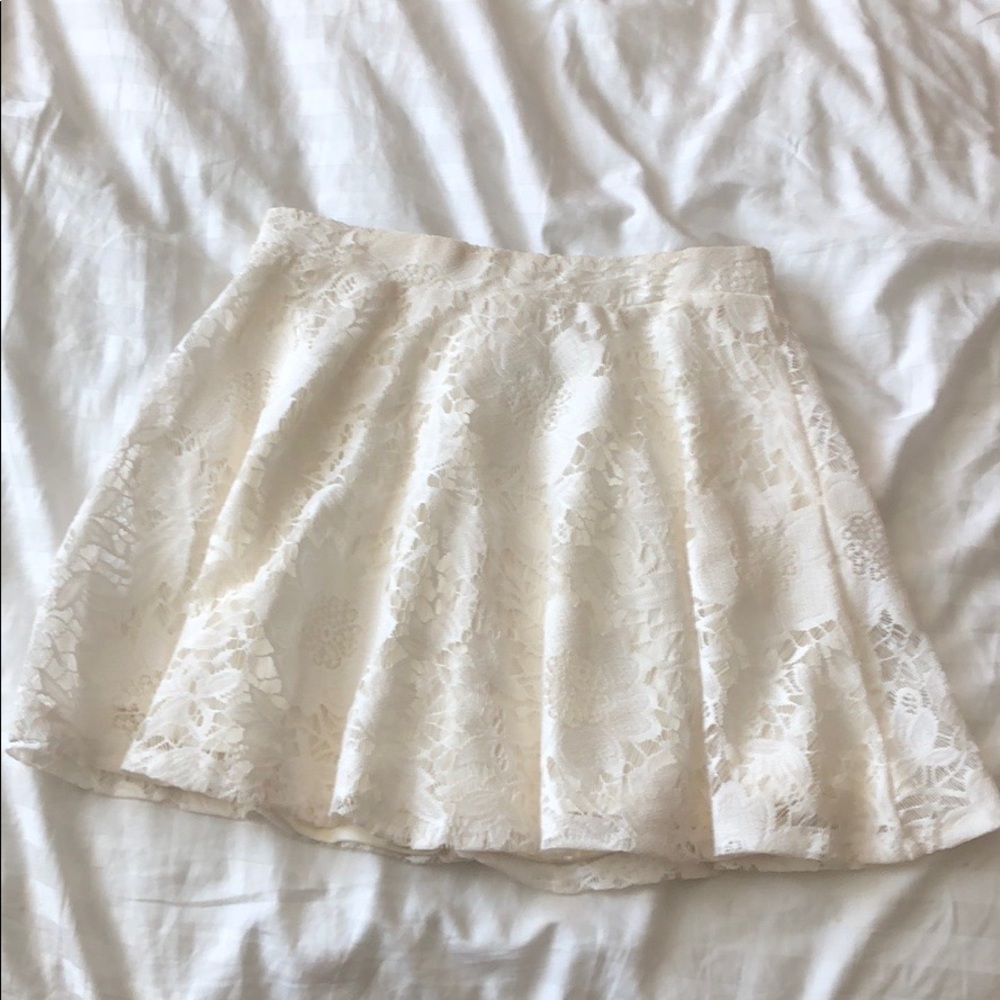 White lace mini skirt